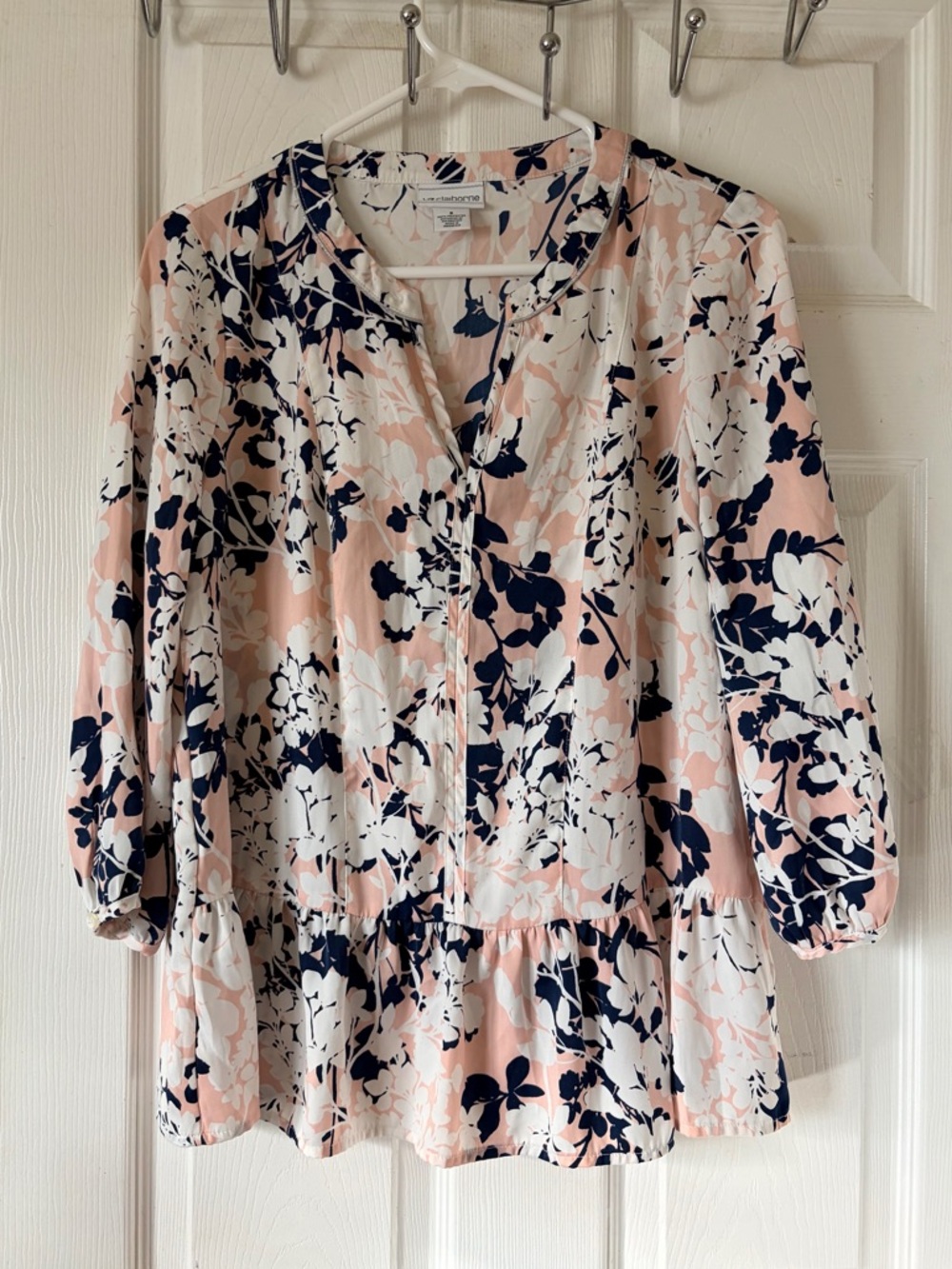 Liz Claiborne Pink Navy White‎ Floral Peplum Tunic Sz  S